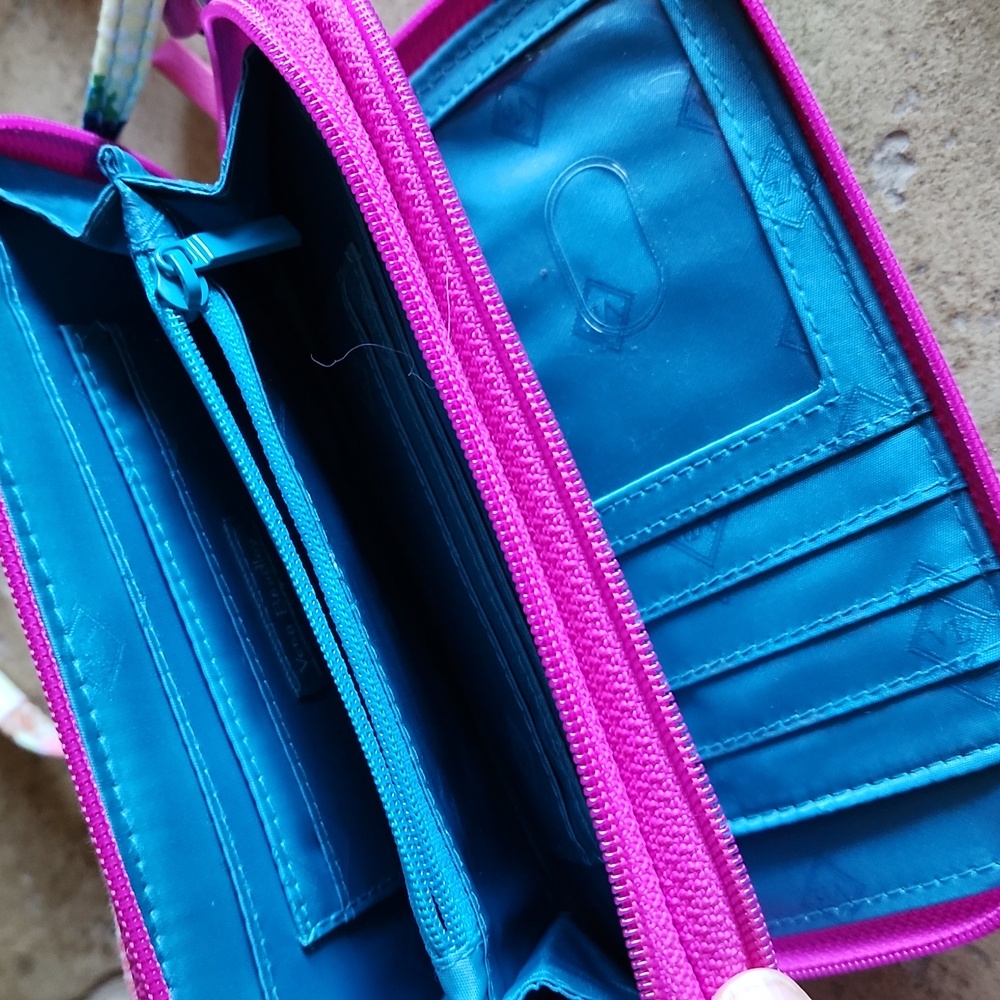 Vera Bradley pink crossbody bag - Picture 9 of 10